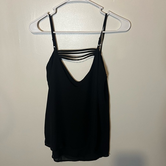 Shinestar Flowy Black Cami - Picture 5 of 6